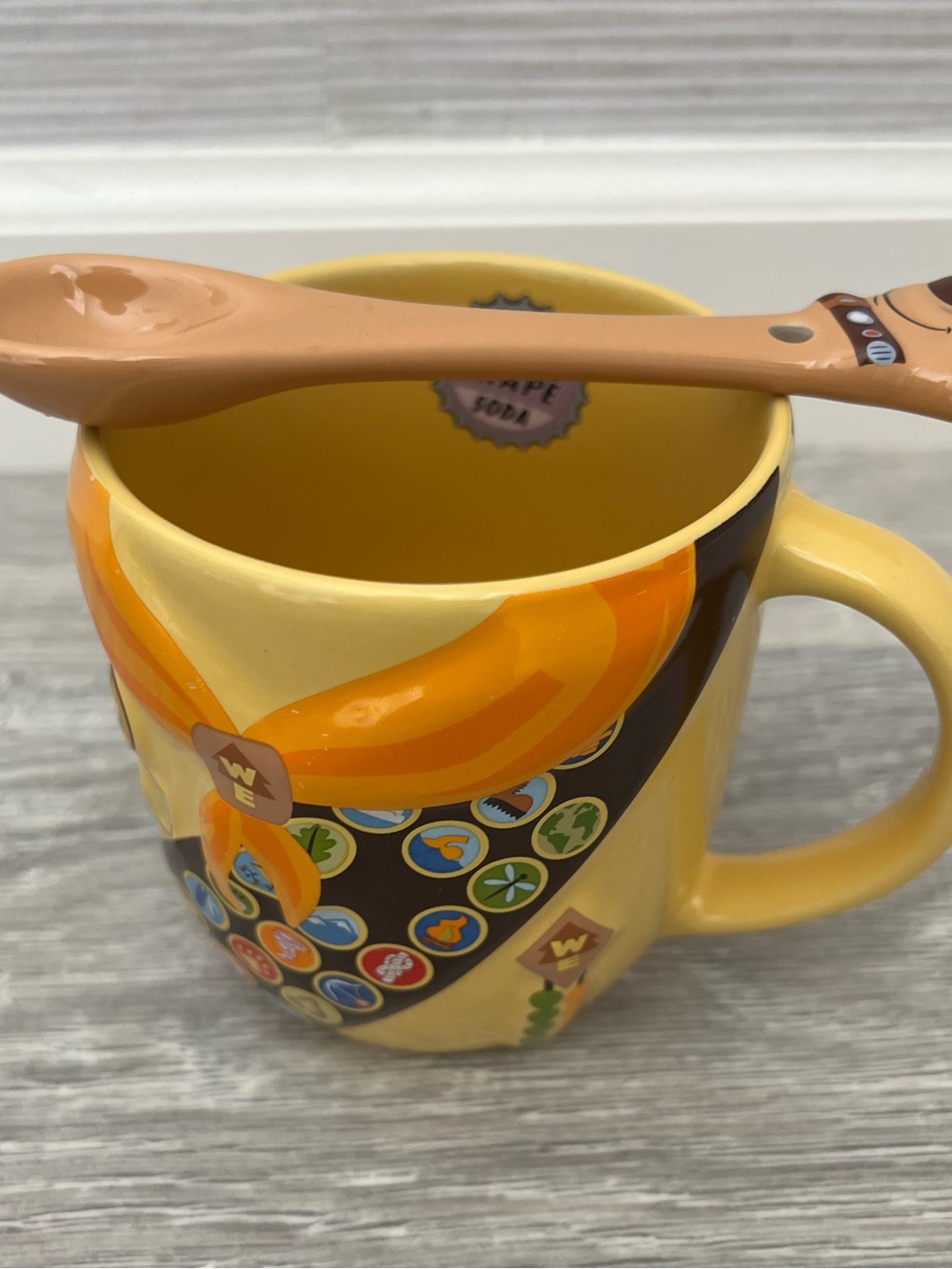 Disney “Up” Yellow Scout Badge Ceramic Mug with Character Spoon - Picture 3 of 11